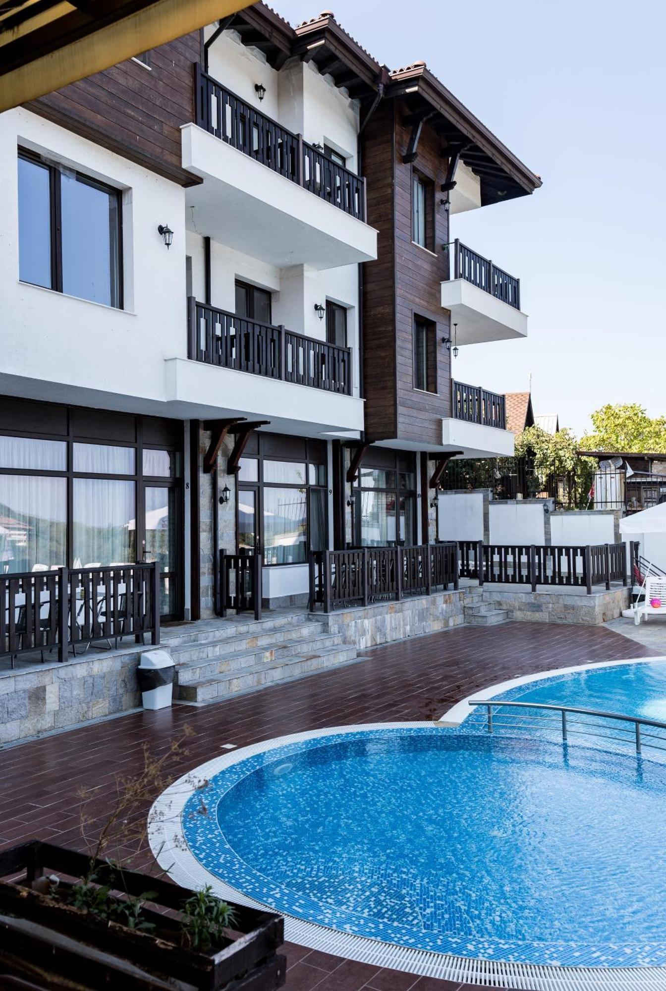 St George Apartcomplex Shkorpilovtsi Exterior foto