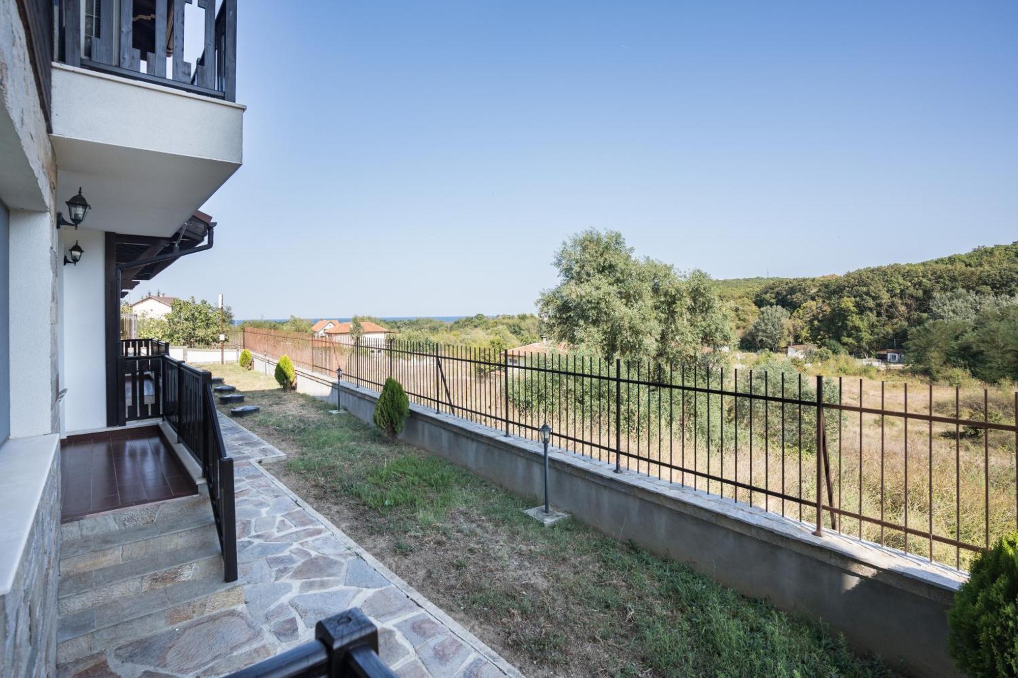St George Apartcomplex Shkorpilovtsi Exterior foto